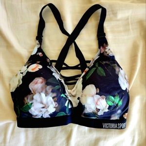 Victoria Secret Sports Bra. Size 34DD